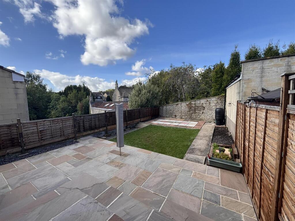 House in Bath - View 5