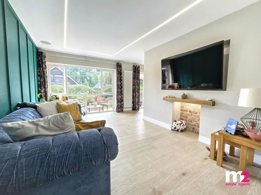 House in Newport - View 4