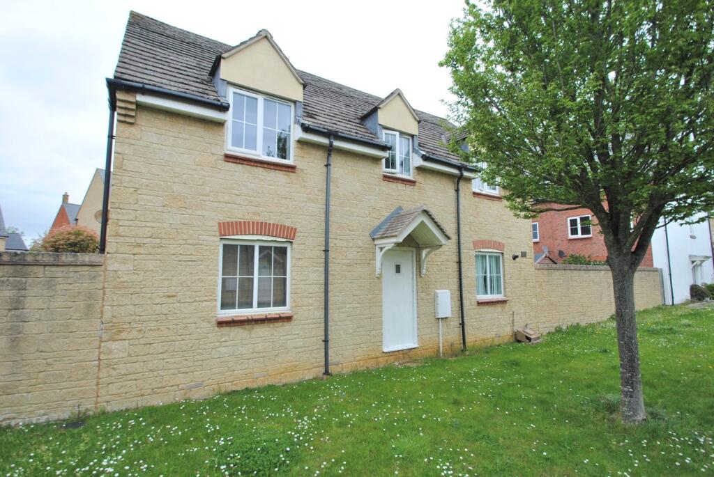 West Way, Bishops Cleeve, Cheltenham, GL52 photo 2