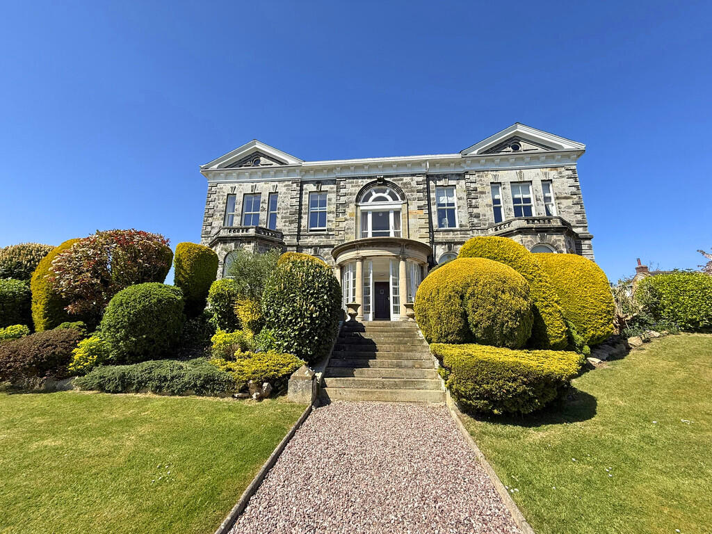 Main image of property: Hall Park Close, Scalby
