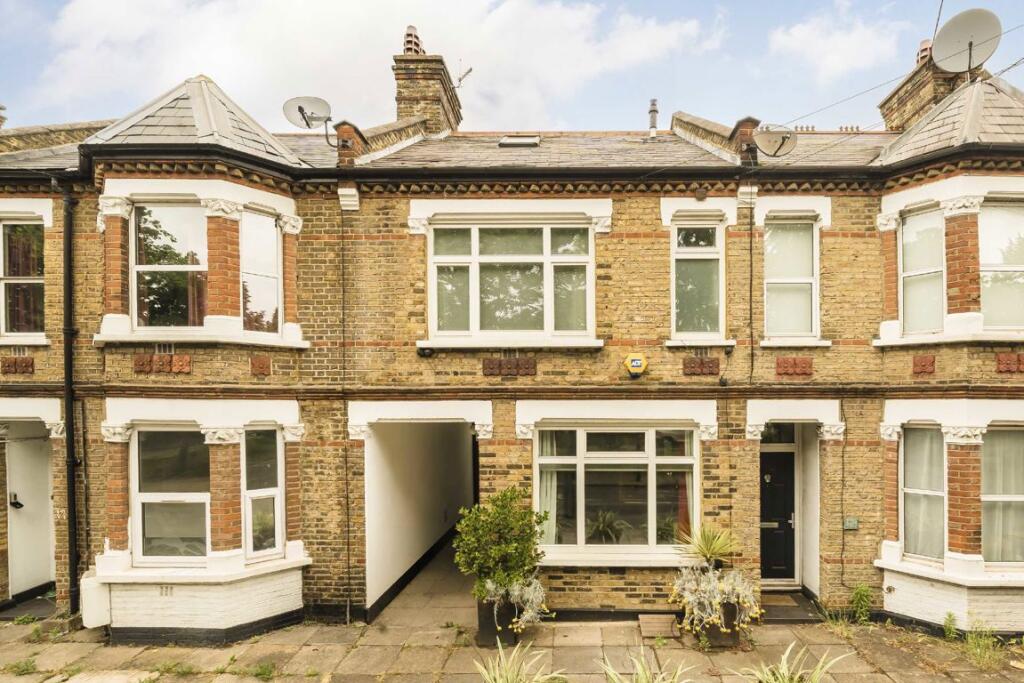 Main image of property: Dorchester Grove, Chiswick