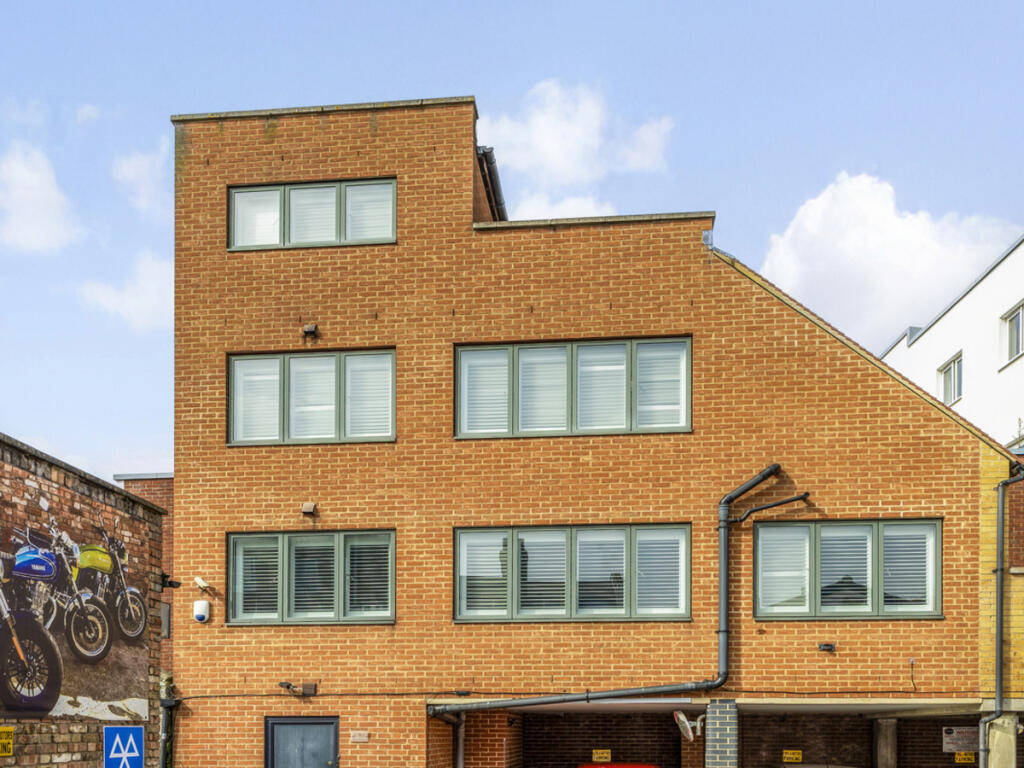 House in London - More