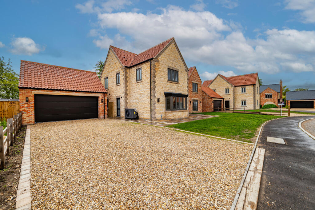 House in North Kesteven, Dunston - View 3