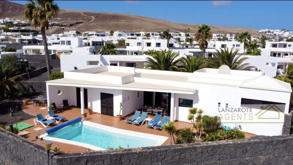 Main image of property: Canary Islands, Lanzarote, Playa Blanca