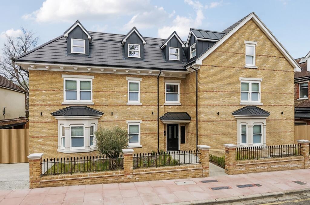 Main image of property: Victoria Road Sidcup DA15
