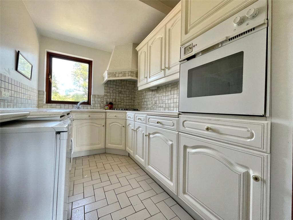 Apartment in Bournemouth - View 4