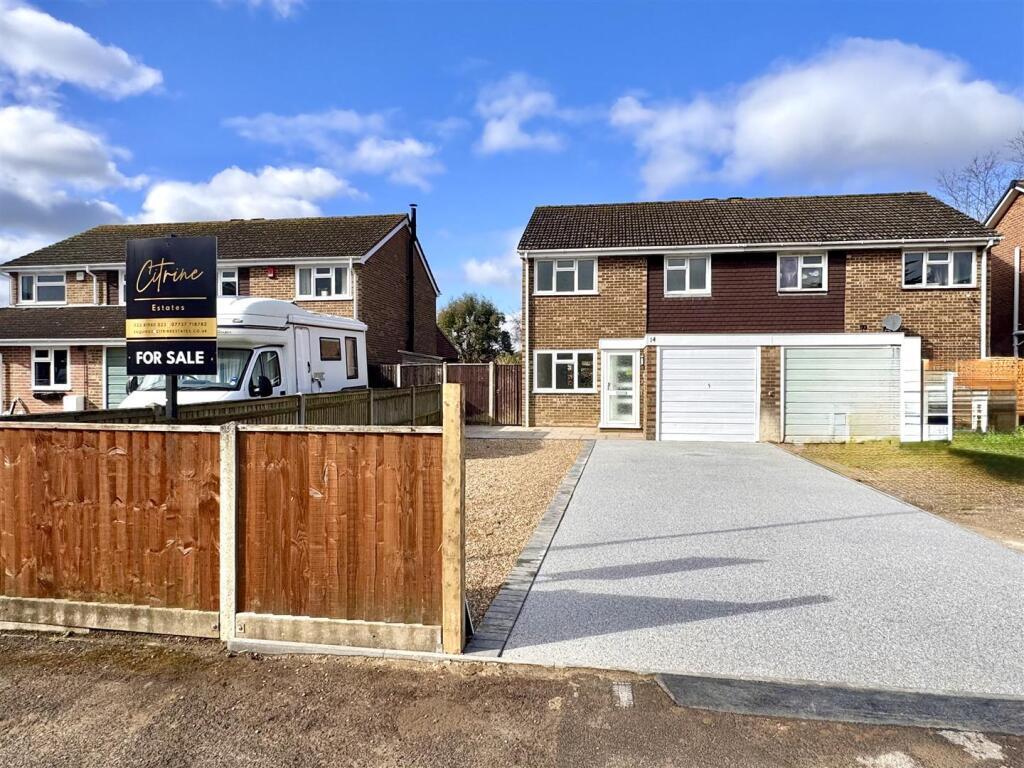 Main image of property: Wheelers Walk, Blackfield, Southampton