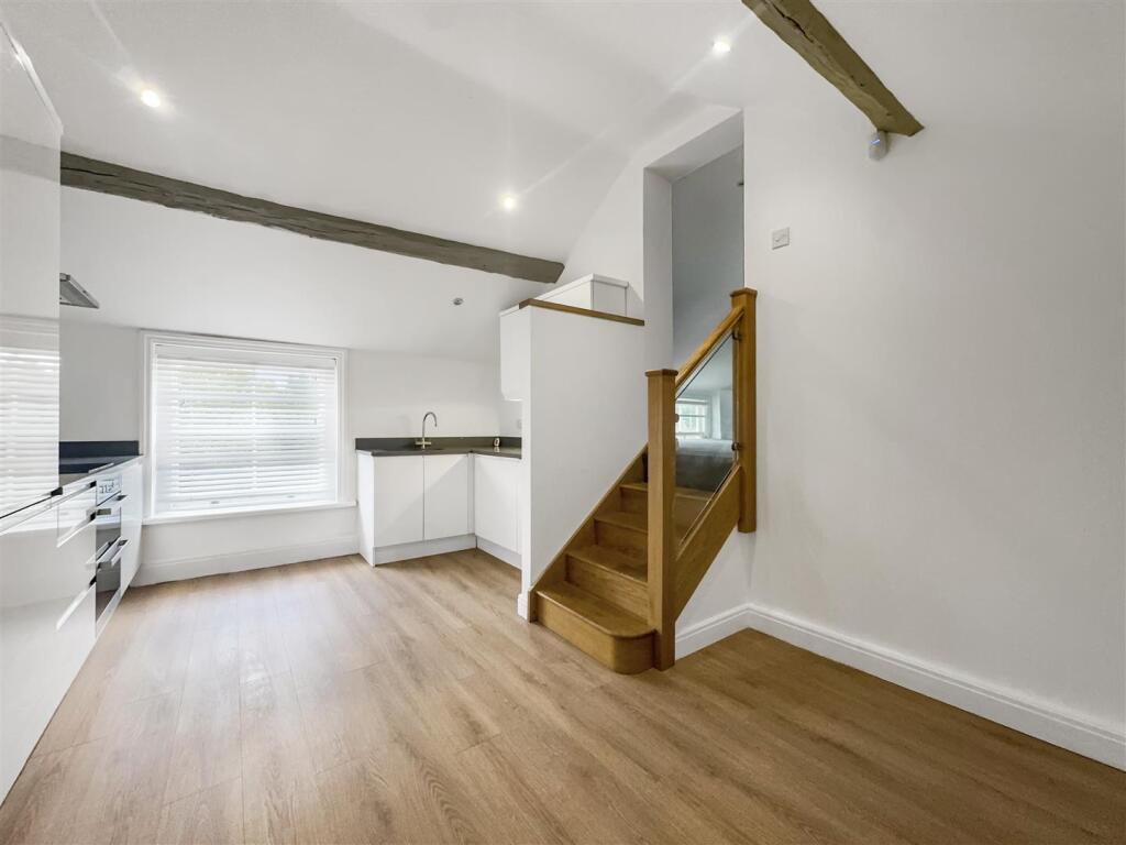 Apartment in Hinckley and Bosworth, Tilton, Burbage - More