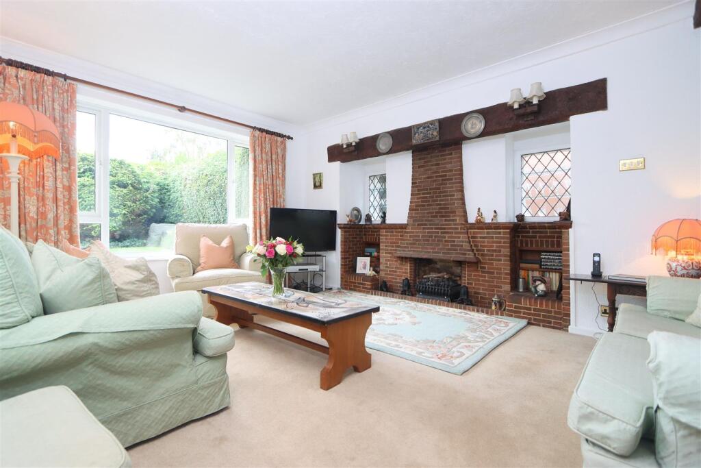 House in Dudley, West Midlands - View 3