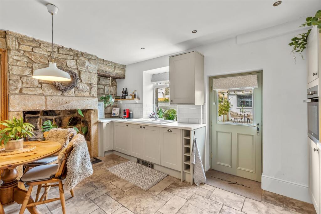 Peel Place, Ilkley - More