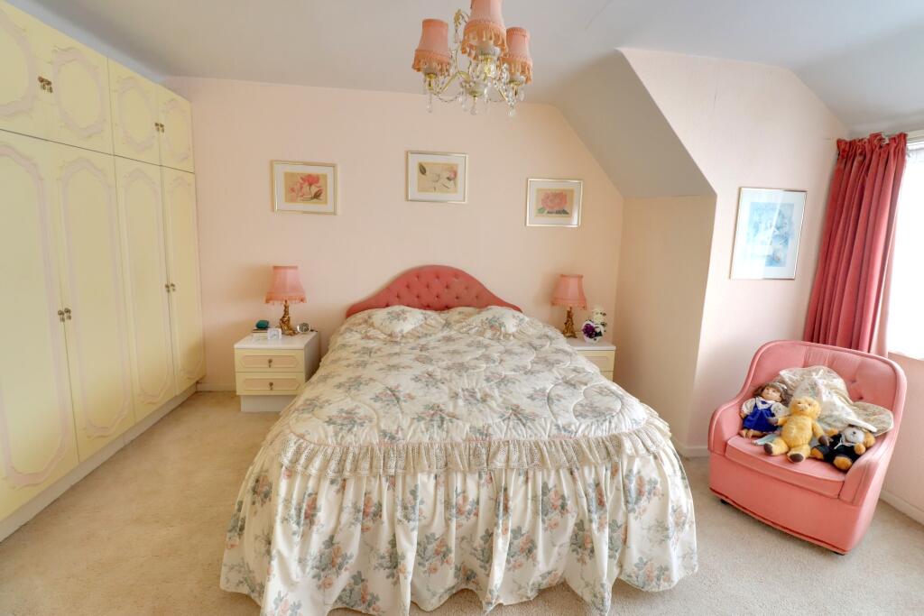 House in Waterlooville - View 5