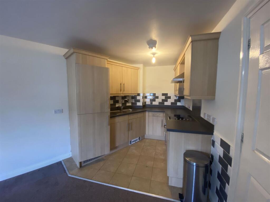 Apartment in Northampton - View 2