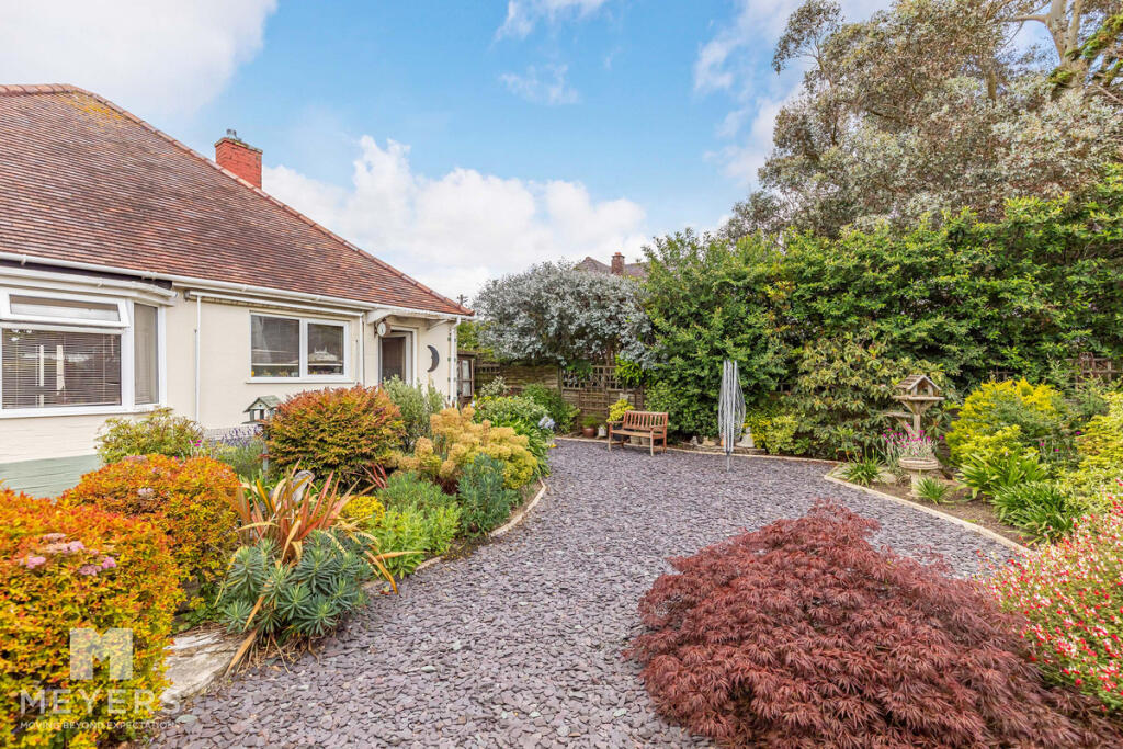 2-bed detached on 11, Glendale Road, £500,000