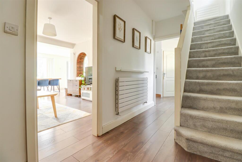 House in Southend-on-Sea - View 4