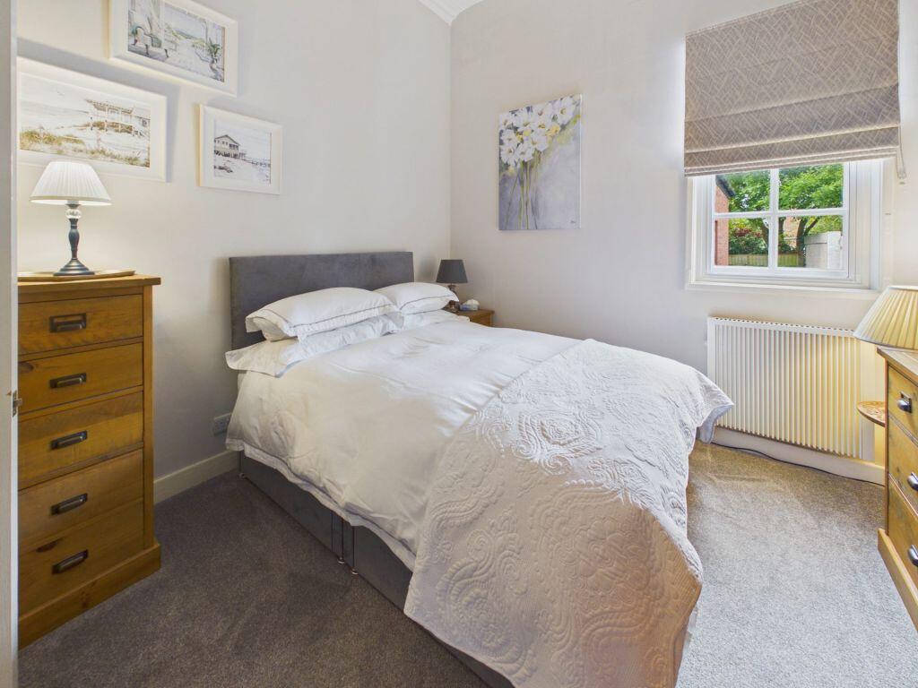 Apartment in York - More