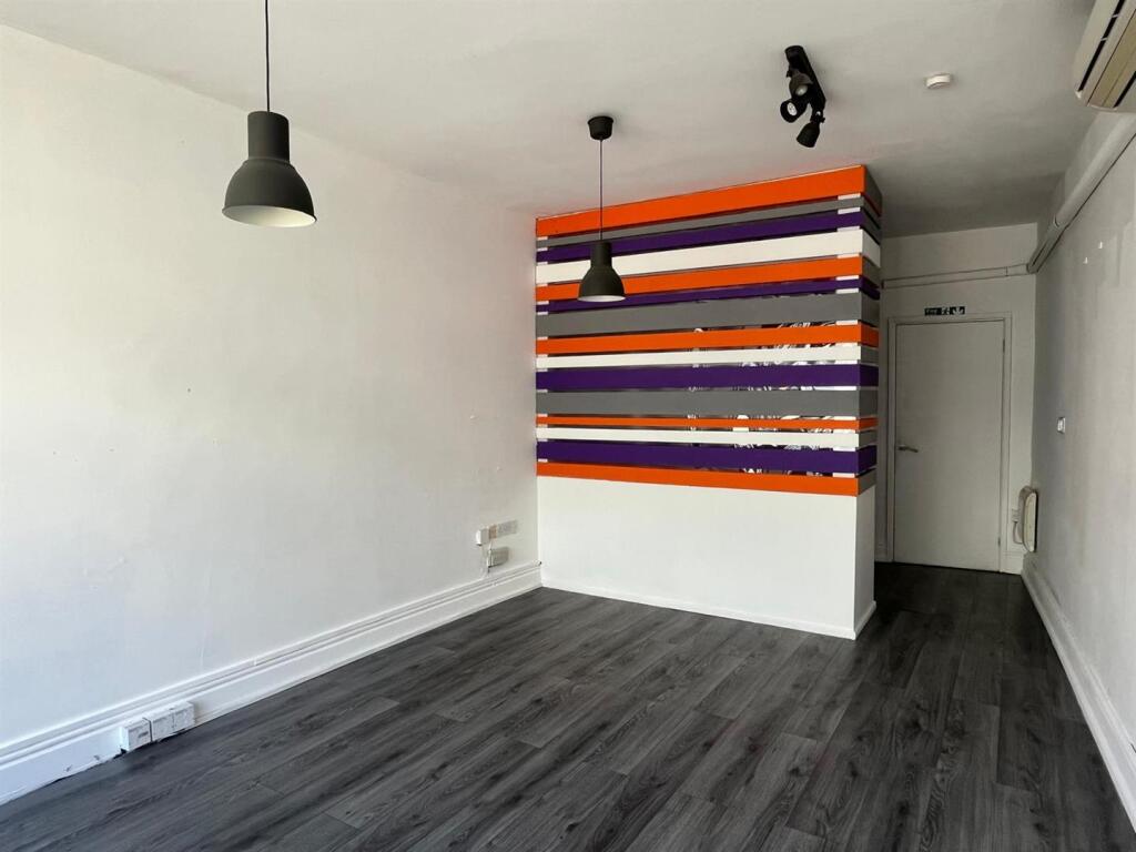 Main image of property: 38, 38a and 39 Broad Street, Welshpool