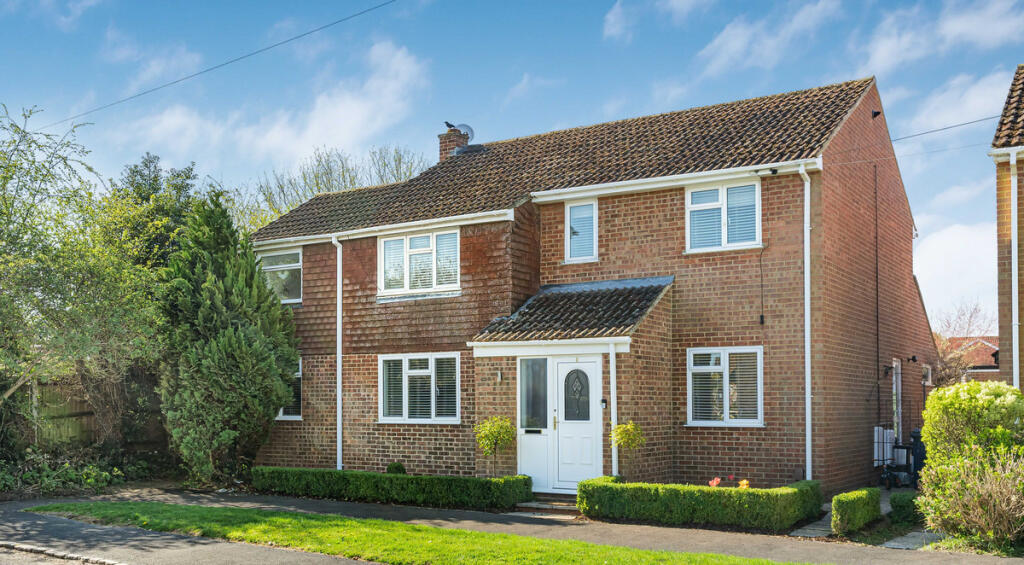 House in Loudwater, Chepping Wycombe - View 6