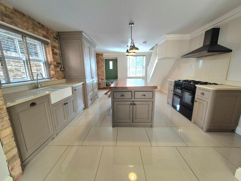 House in Northampton - View 2