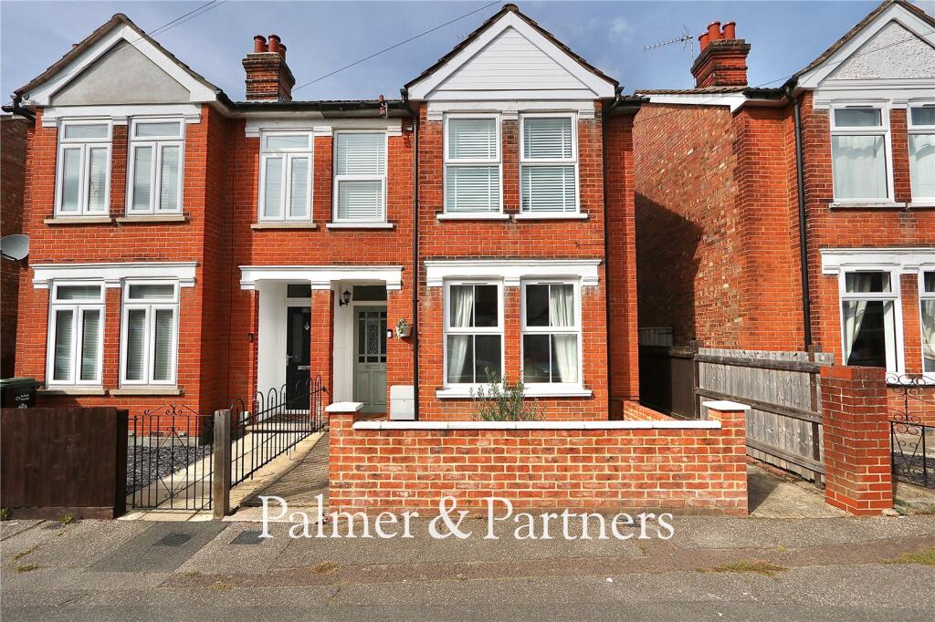 Main image of property: Springfield Lane, Ipswich, Suffolk, IP1