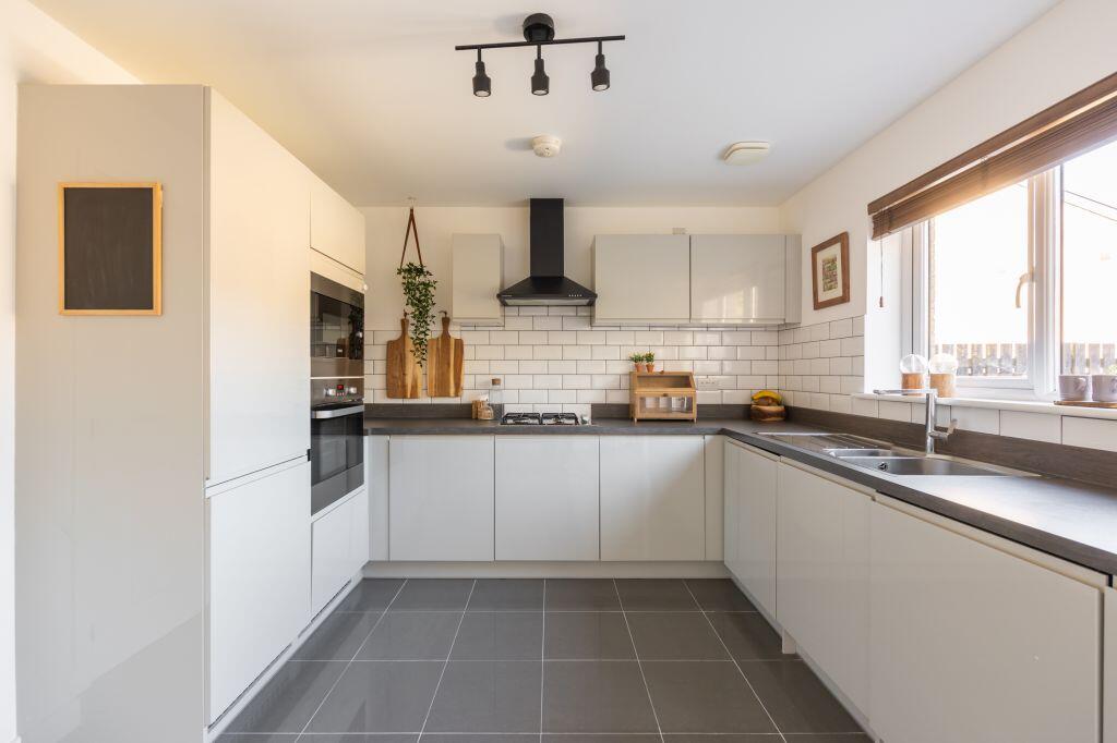 House in Edinburgh, Manor Wood, Gilmerton/Inch - View 3