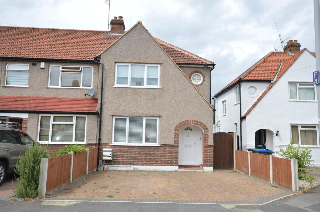 3-bed terraced on Hartfield Road, Chessington, Surrey. KT9 2PP, £518,000