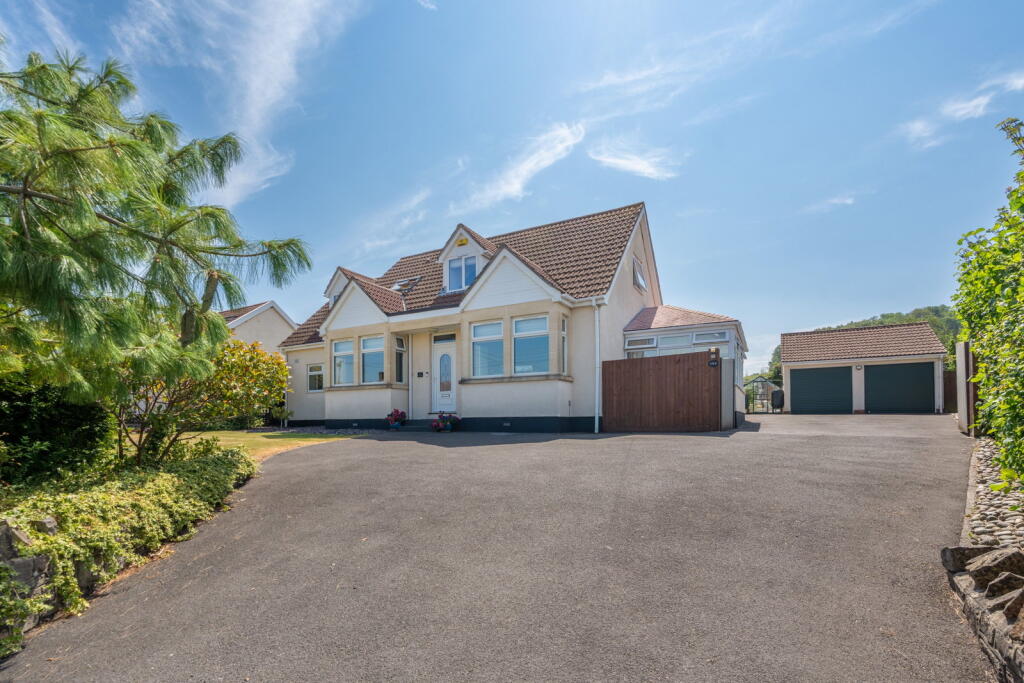 4-bed detached on 104, Claverham, Bristol, £665,000