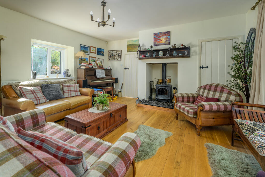 House in Newcastle upon Tyne, Newton-on-the-Moor and Swarland - More