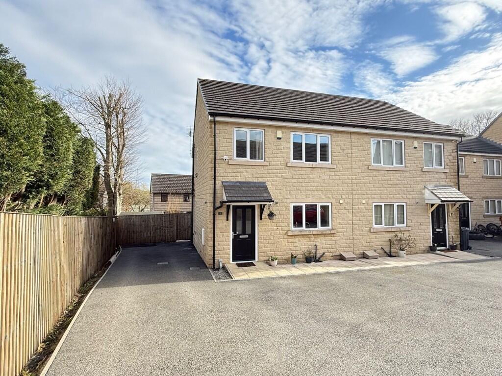 Main image of property: 1 Eric's Way, Halifax, West Yorkshire, HX2 9BG