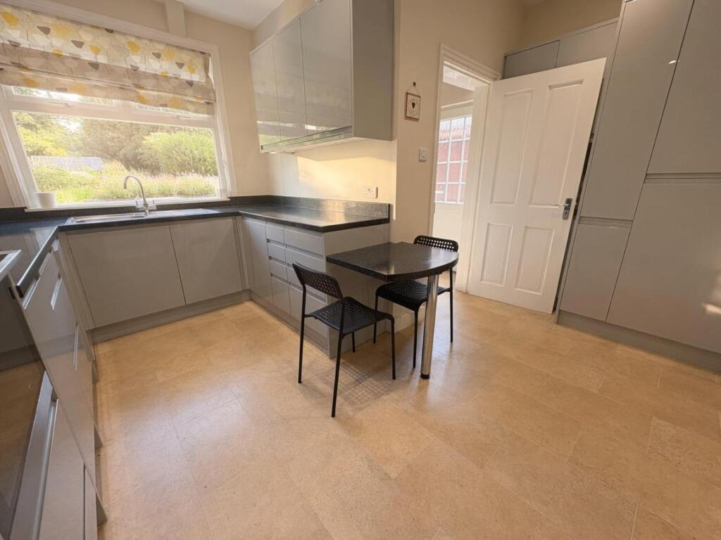 The Avenue, Spinney Hill, Northampton NN3 - View 6