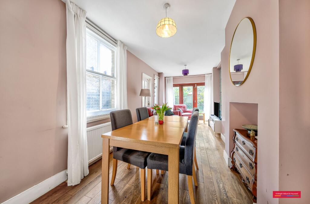House in London, Muswell Hill - More