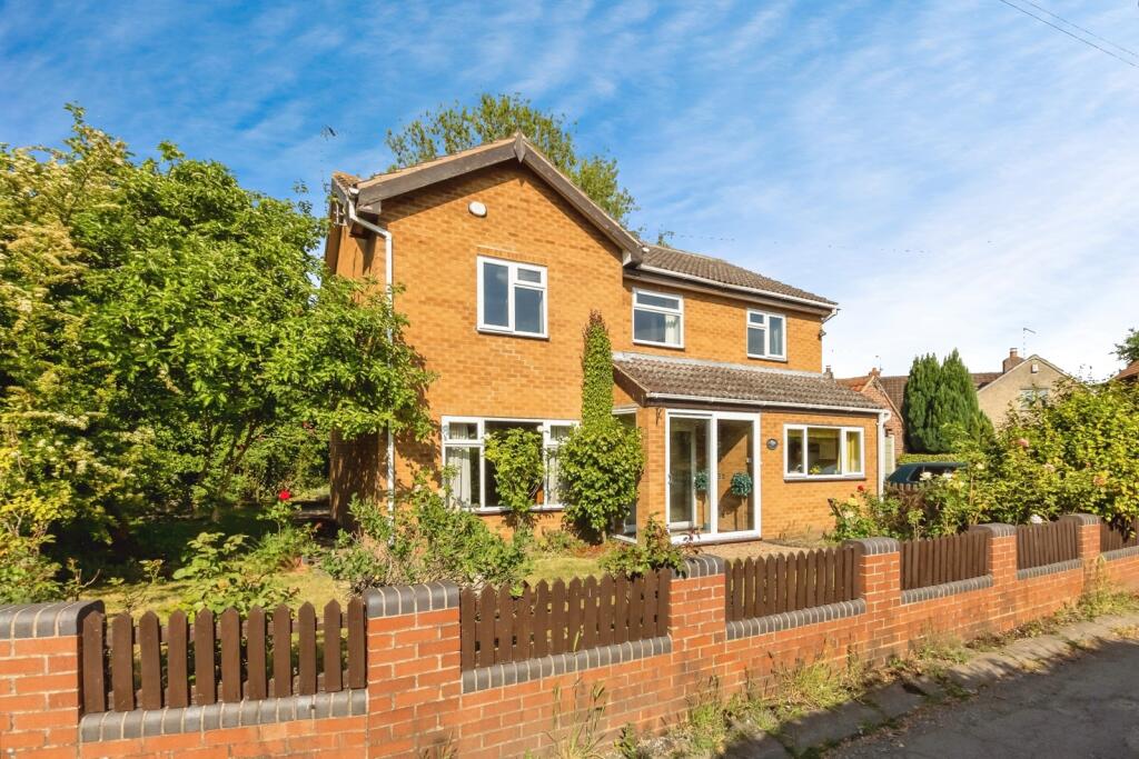 4-bed detached on Noble Lane, Aslockton, Nottingham, Nottinghamshire, NG13, £330,000