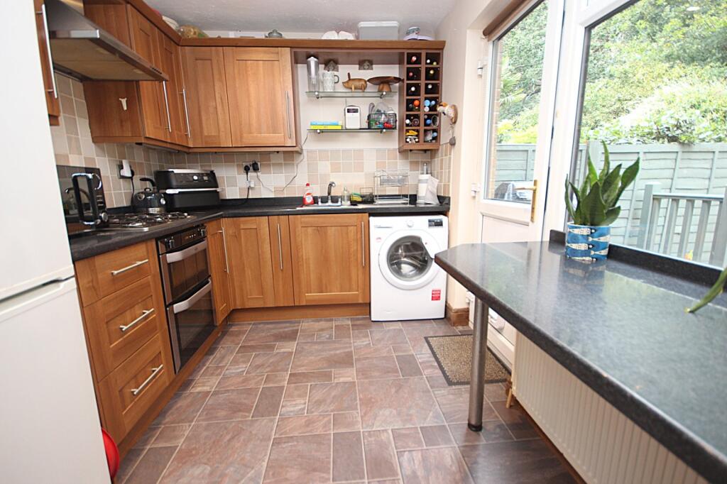 Spruce Close, Poole, Dorset, BH17 photo 3