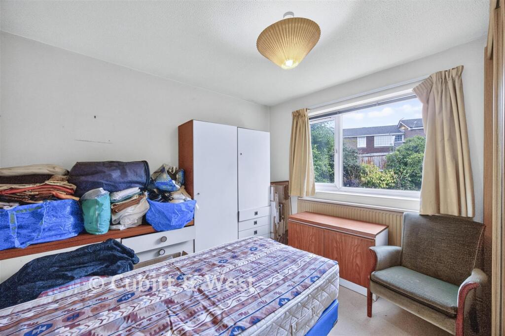 House in Havant, Hampshire - More