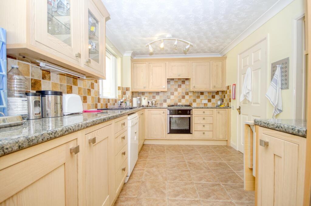House in Southampton - View 4