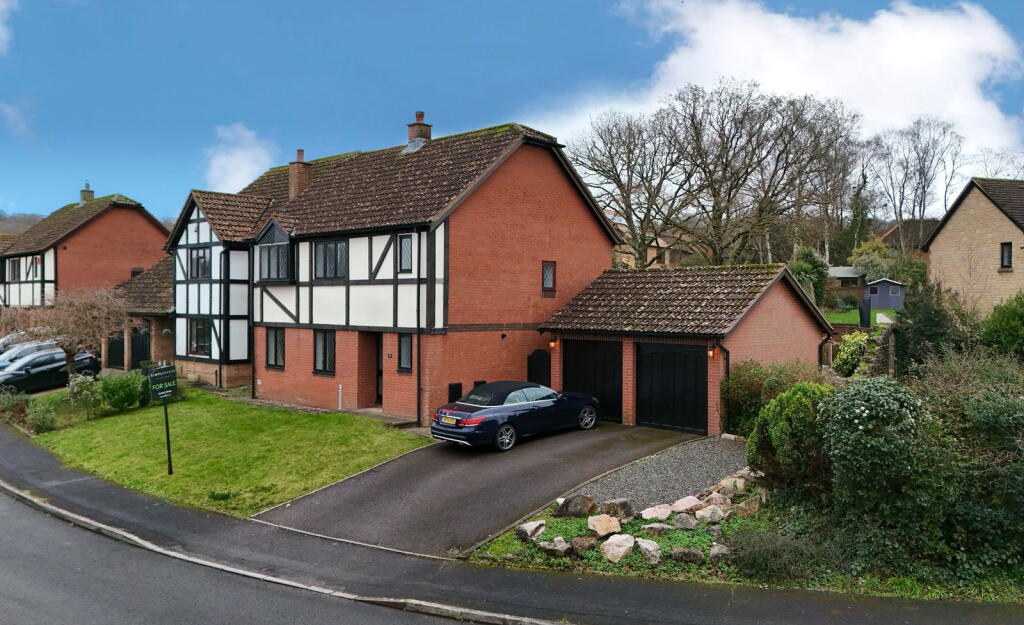 Main image of property: Aspen Drive, Newton Abbot, TQ12 4TN