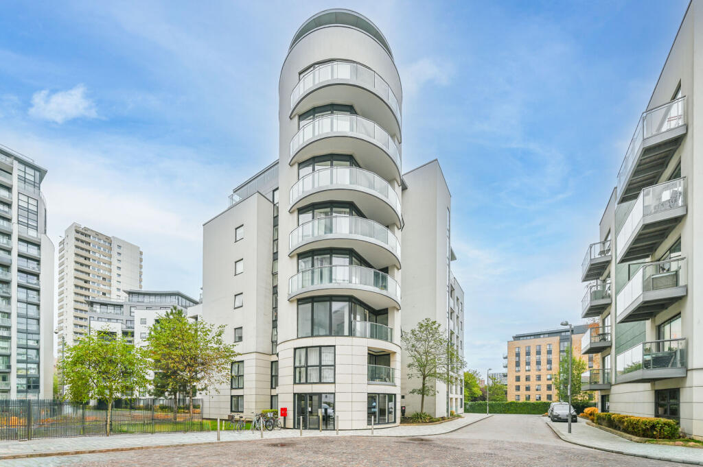 Main image of property: Pump House Crescent, Kew Bridge, Brentford, TW8