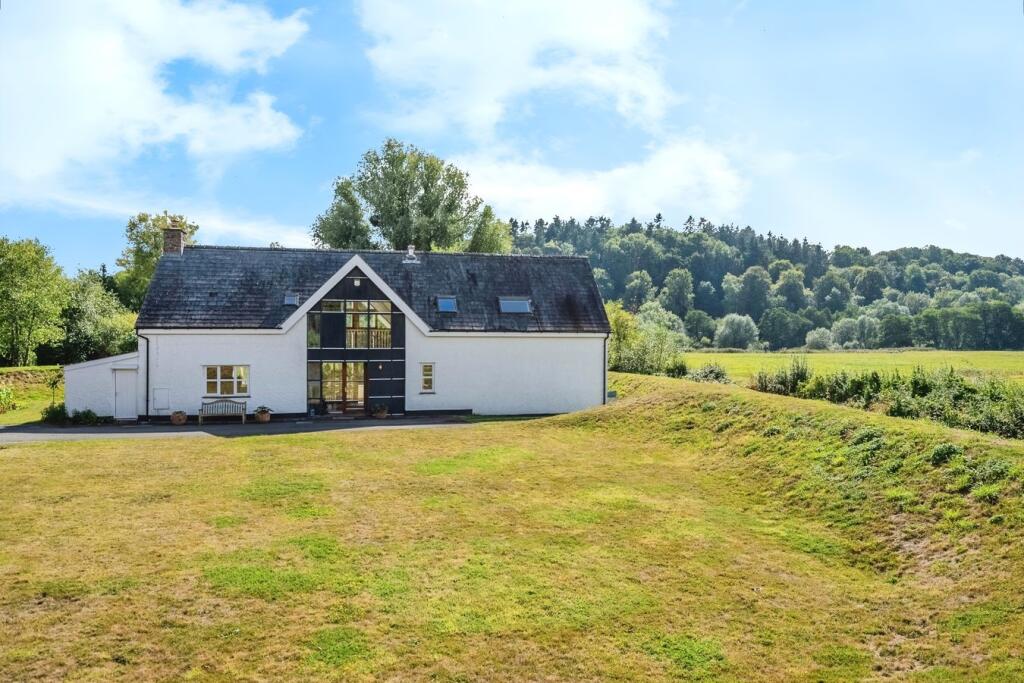 Main image of property: Llanvihangel Gobion, Abergavenny, NP7
