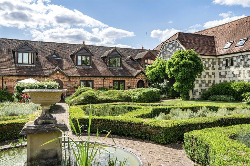 Main image of property: Frogmill Court, SL6 5NS