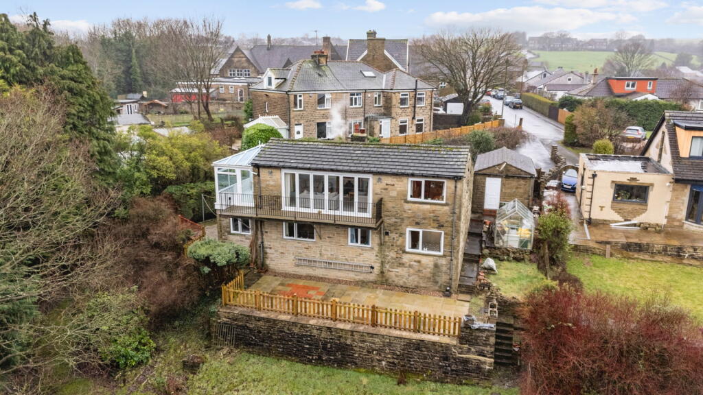 Tweedy Street, Wilsden, Bradford, BD15 0AE