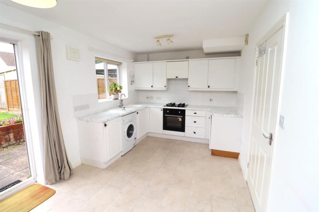 House in Nuneaton and Bedworth, Bedworth Hill - View 2