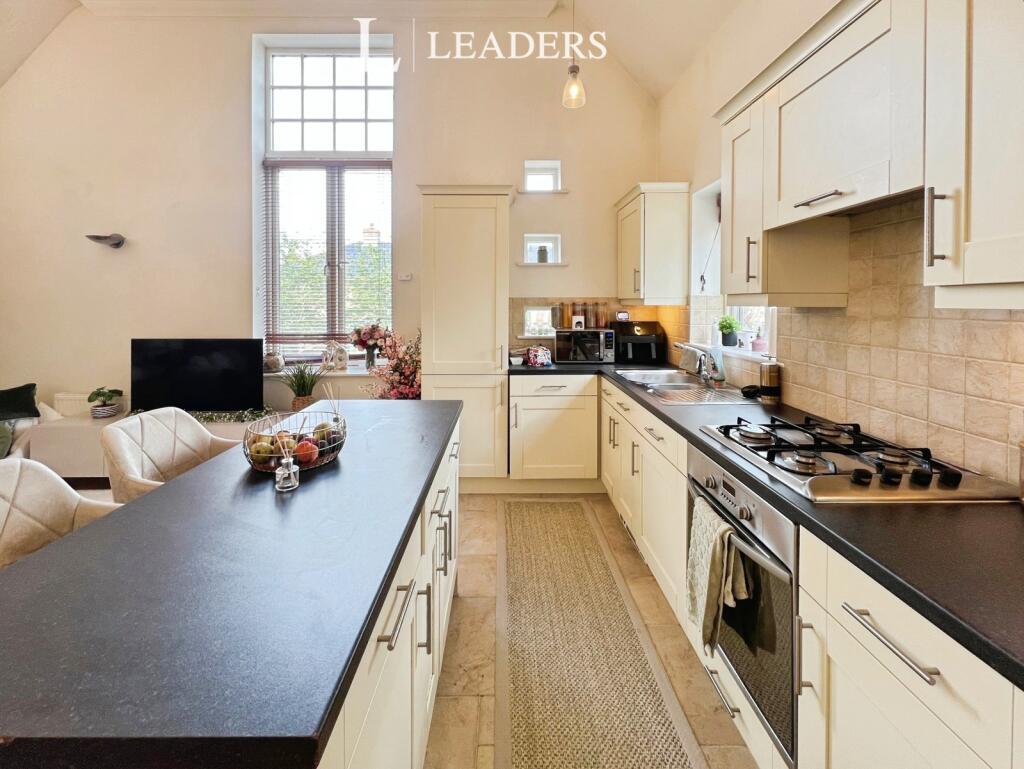 Apartment in West Suffolk, Bury St Edmunds - View 3