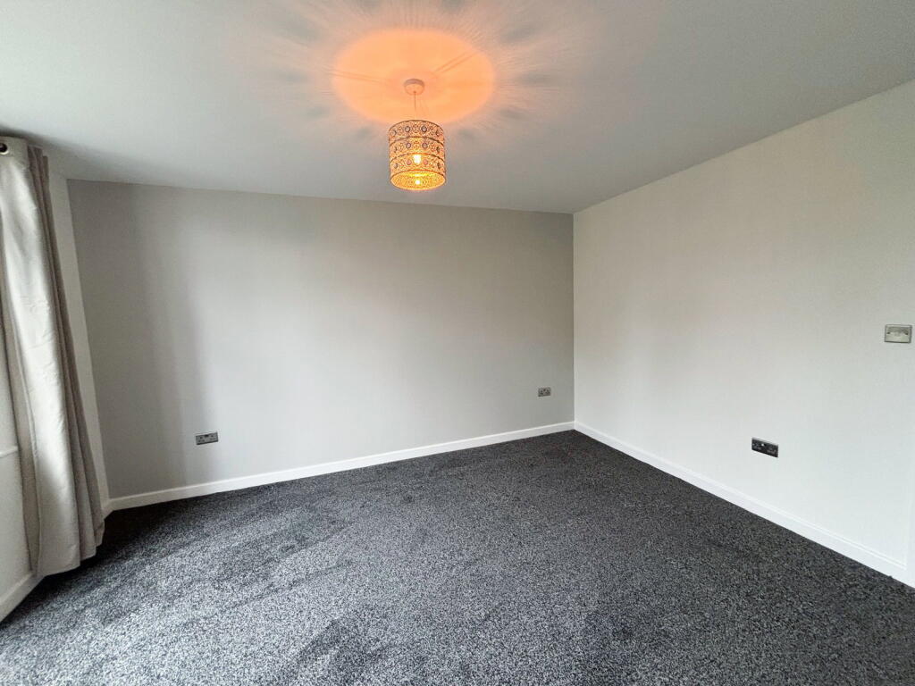 Flat 2 , 90 Victoria Road, Sutton Coldfield, B72 1SN - View 5
