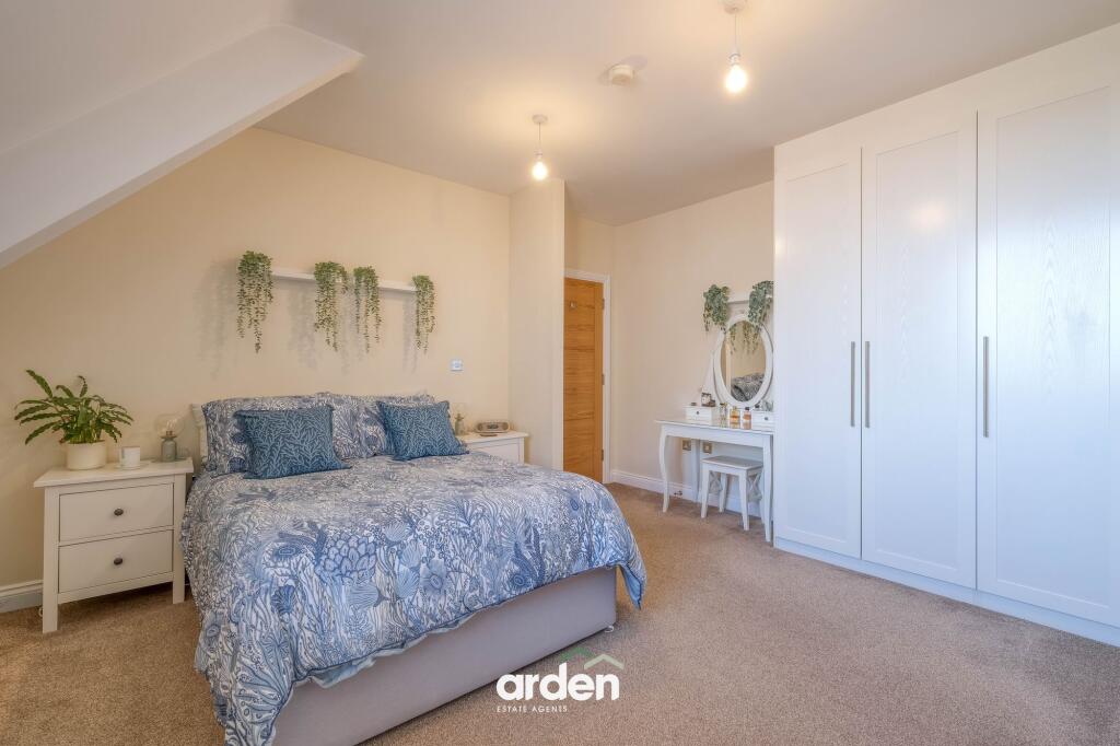 Berrington Close, Ipsley, B98 photo 5