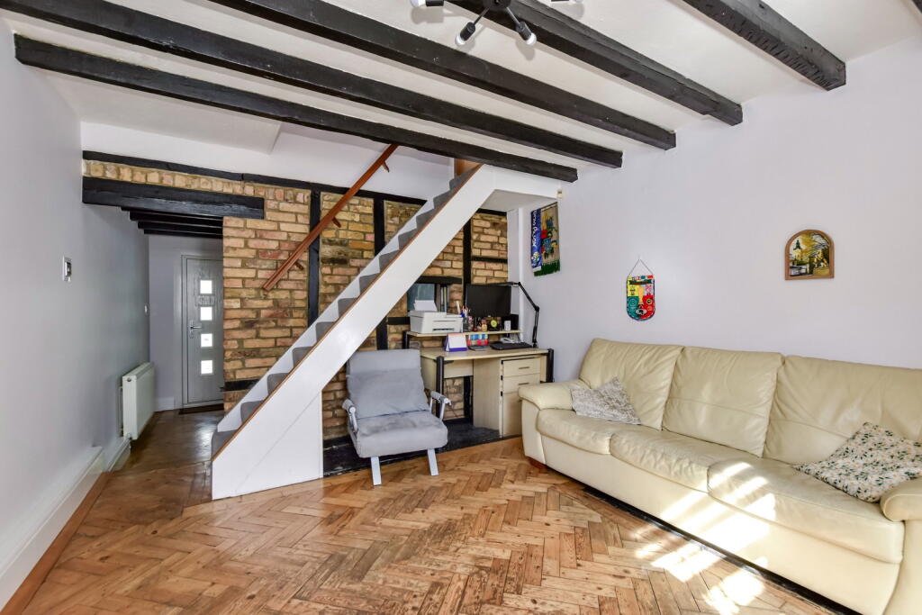 House in Watford - View 4