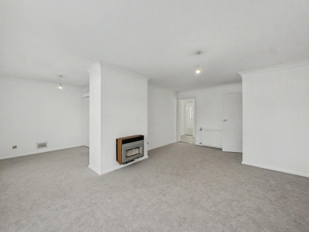 Eddowes Road, Barham, Ipswich, IP6 photo 2