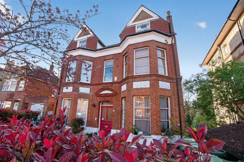 Main image of property: Victoria Crescent, London, SE19
