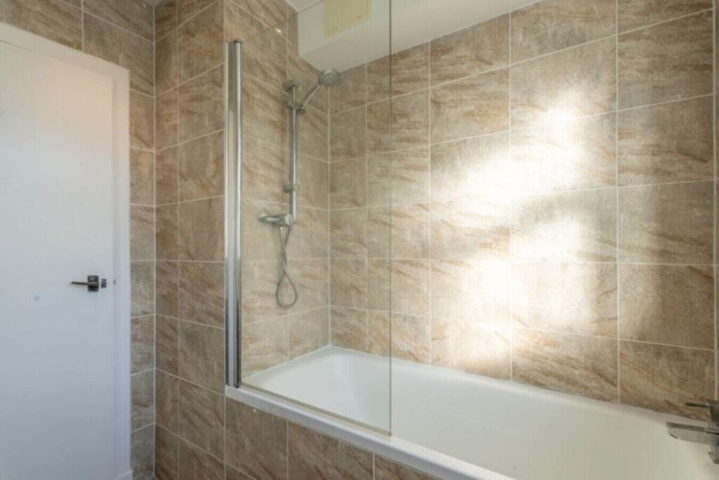 Additional image 10 of Great Western Road, Aberdeen, AB10