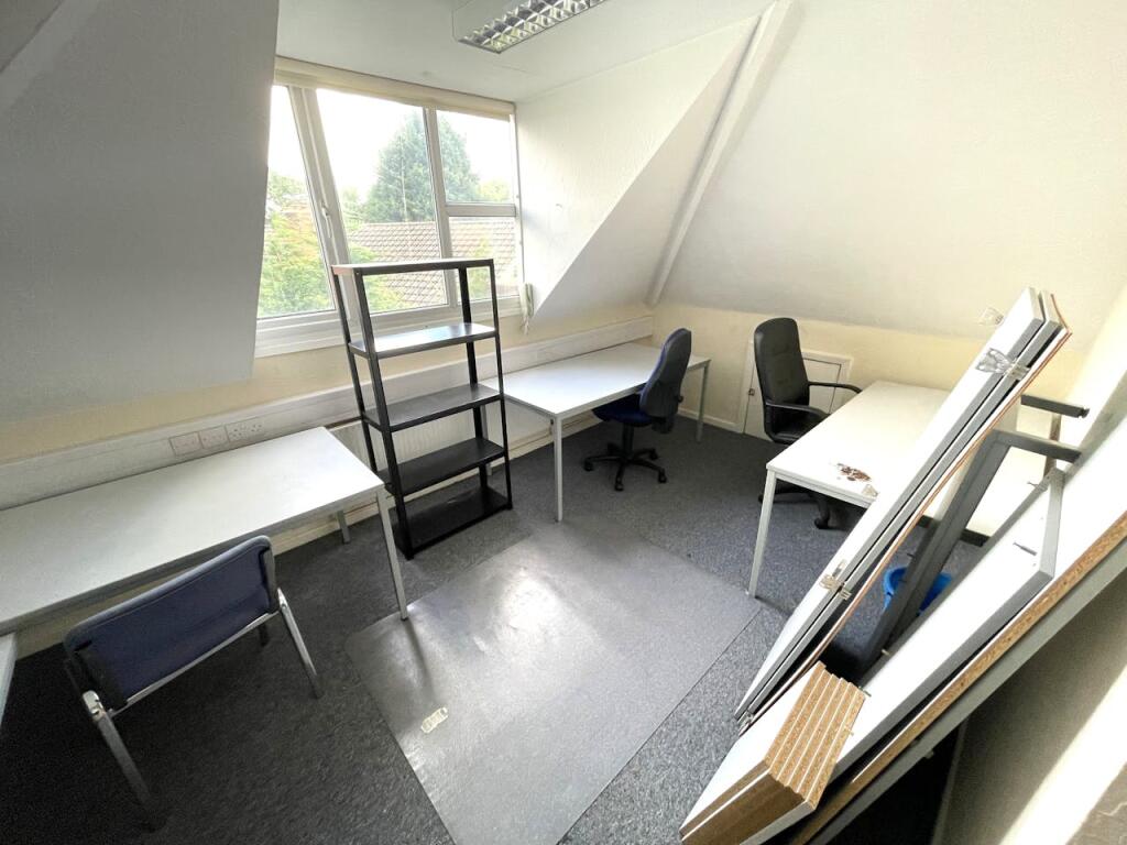 Additional image 3 of First Floor, 966 Old Lode Lane, Solihull, B92 8LN