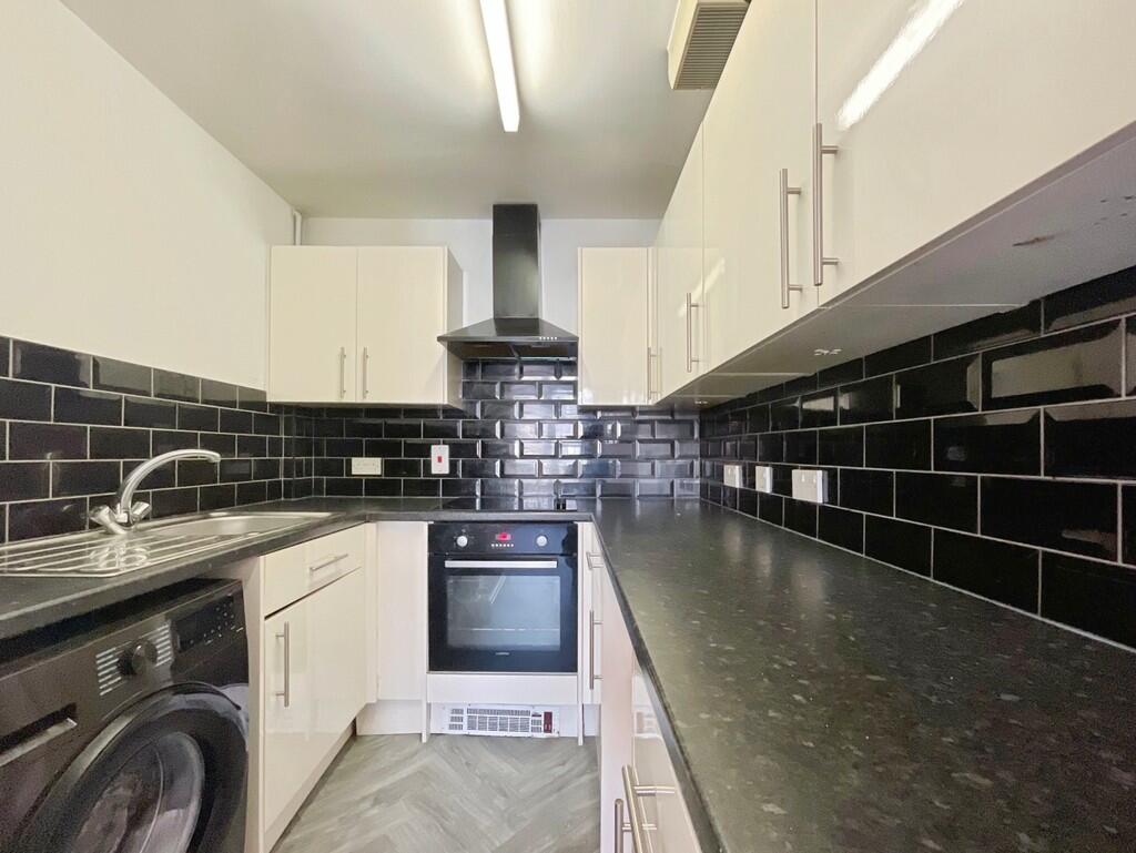 Main image of property: Grantavon House, Brayford Wharf East, Lincoln