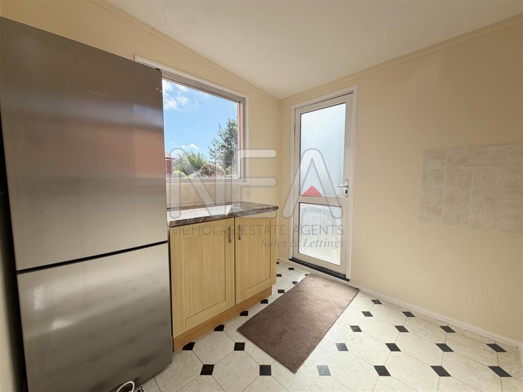 House in Reading, Caversham - More